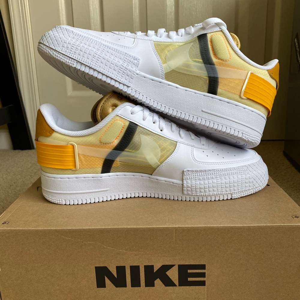Nike Air Force 1 Type White Gold